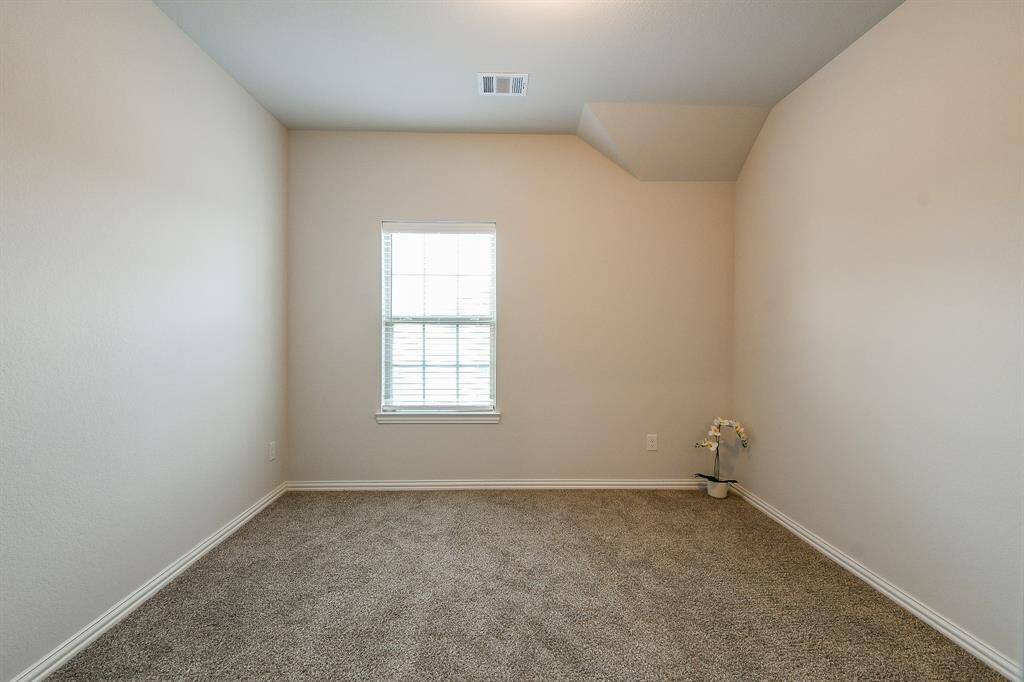 5TH BEDROOM