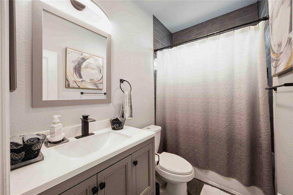 2nd full bathroom down