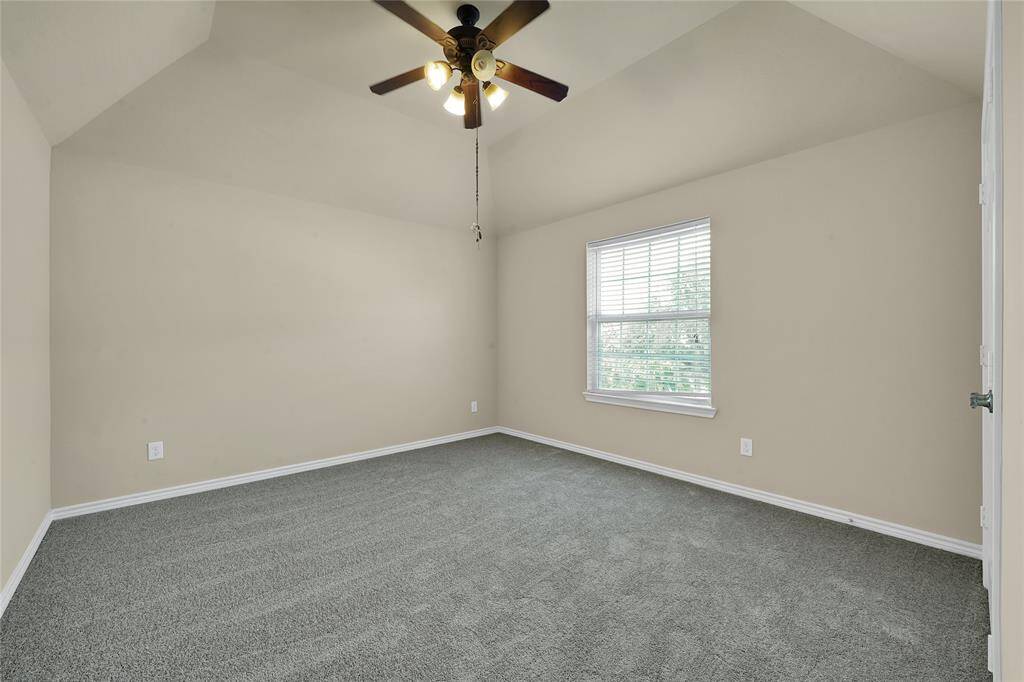 Secondary bedroom