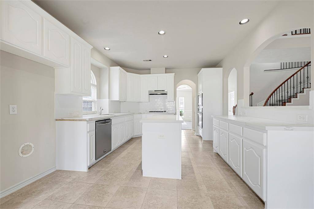 Kitchen has been remodeled!
