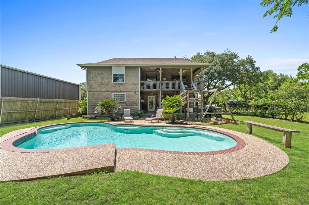 Ample outdoor space for entertaining