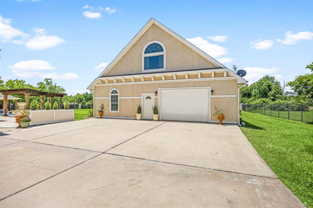 For those who value garage space, this home stands out. The expansive garage is perfect for collectors, hobbyists, or anyone needing extra room for vehicles and gear.