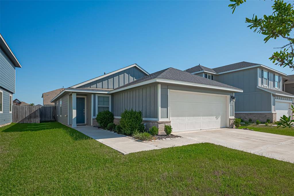 Impeccably maintained front yard and garden