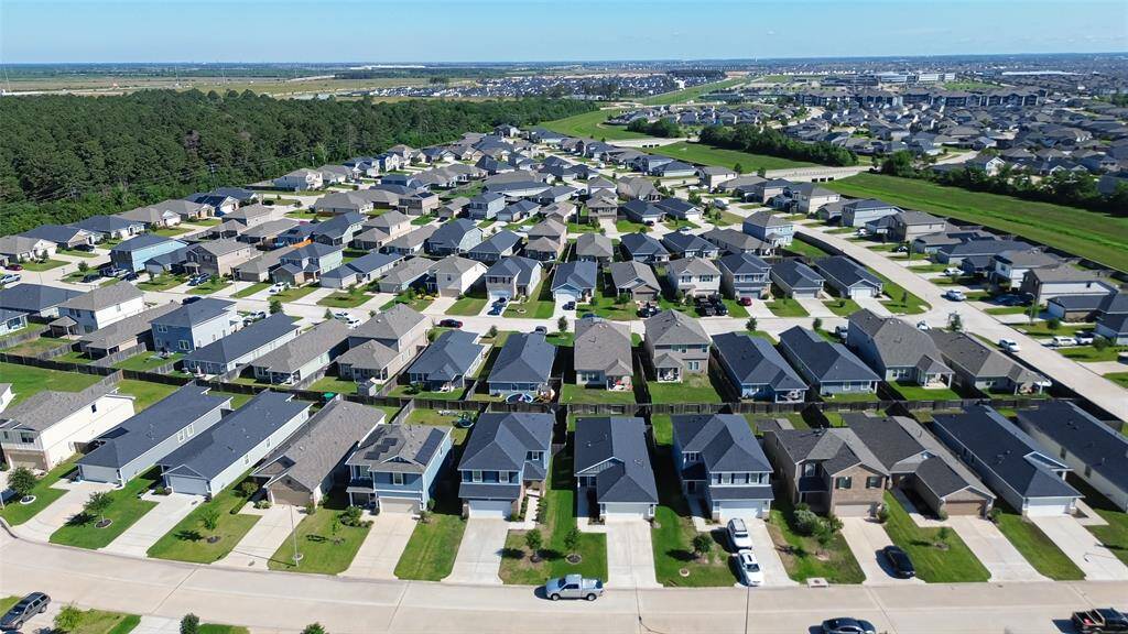 Prime location surrounded by nature, just minutes from 99 Grand Parkway
