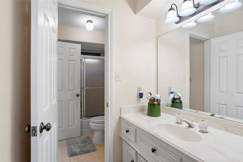 Bathroom #3