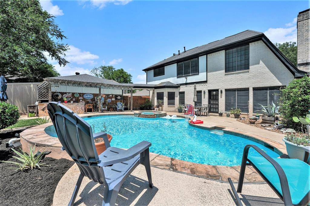 Sit poolside and relax!