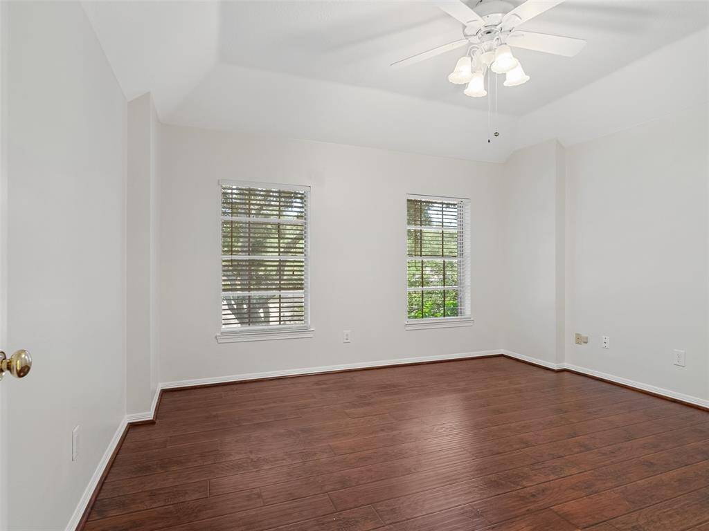 Another Good size secondary Bedroom