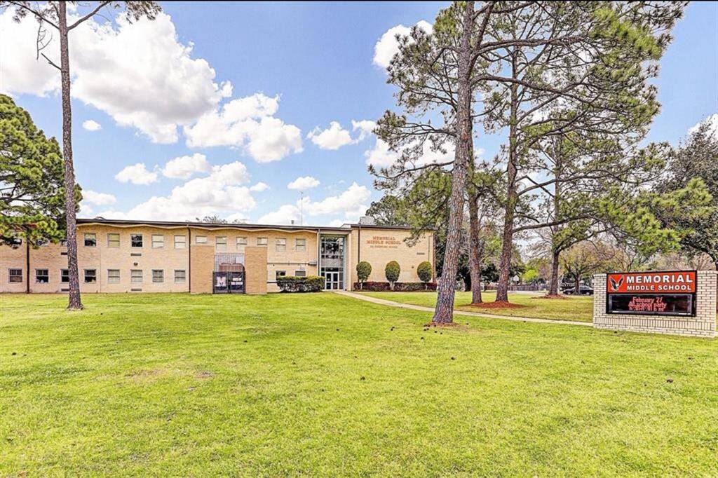 Memorial Middle School