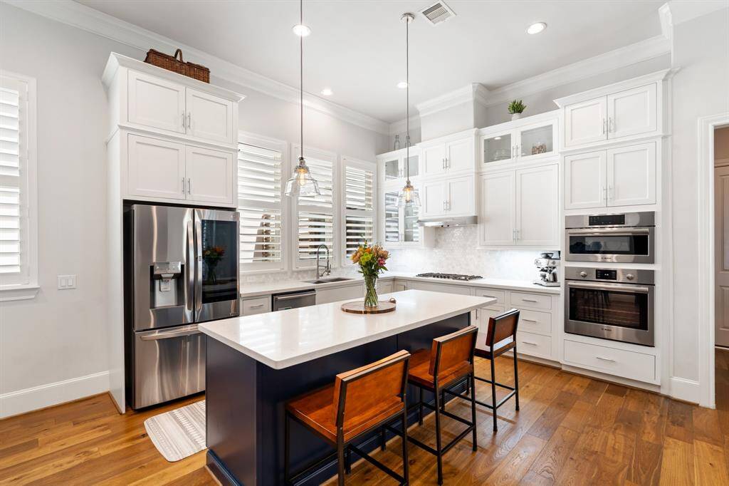 Modern Open Kitchen