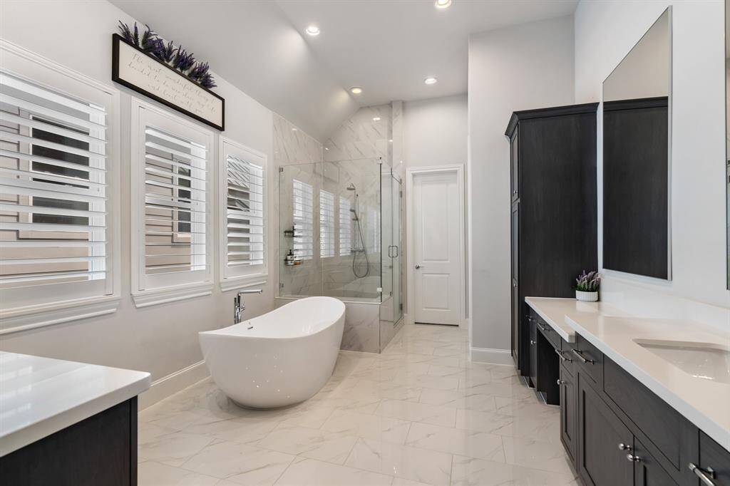 Separate Shower and Tub