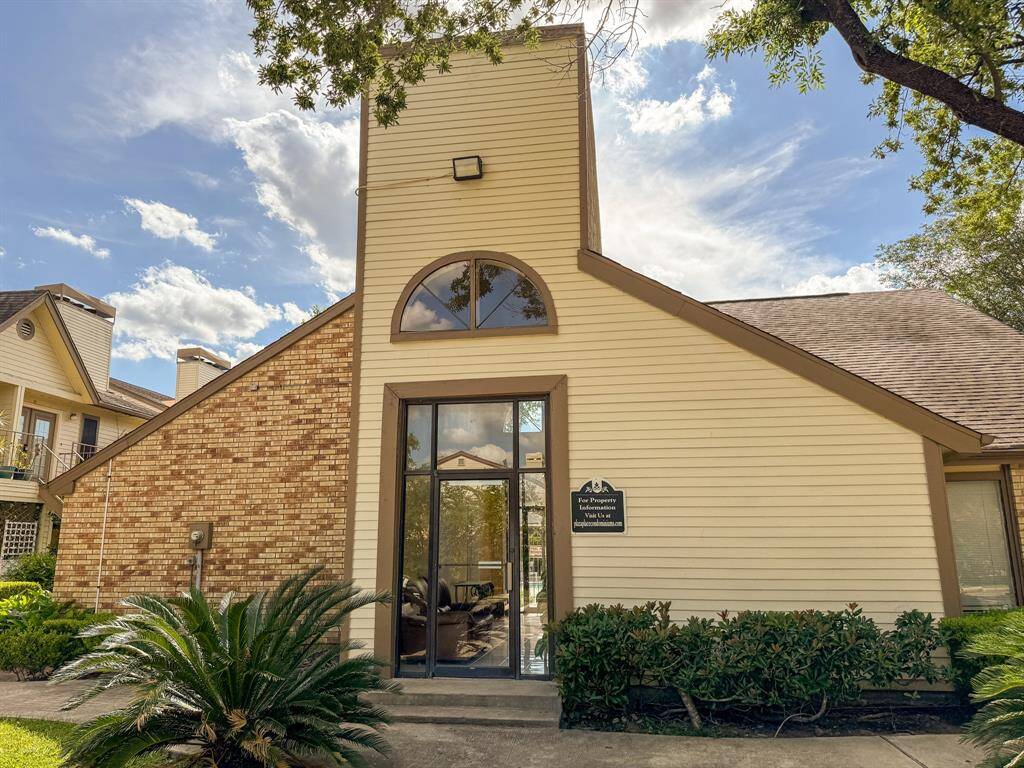 Community clubhouse that can be reserved for events.