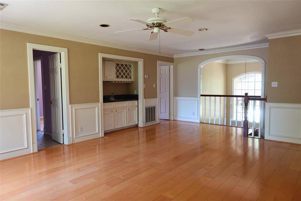 Game Room or Media Lounge with Wet Bar