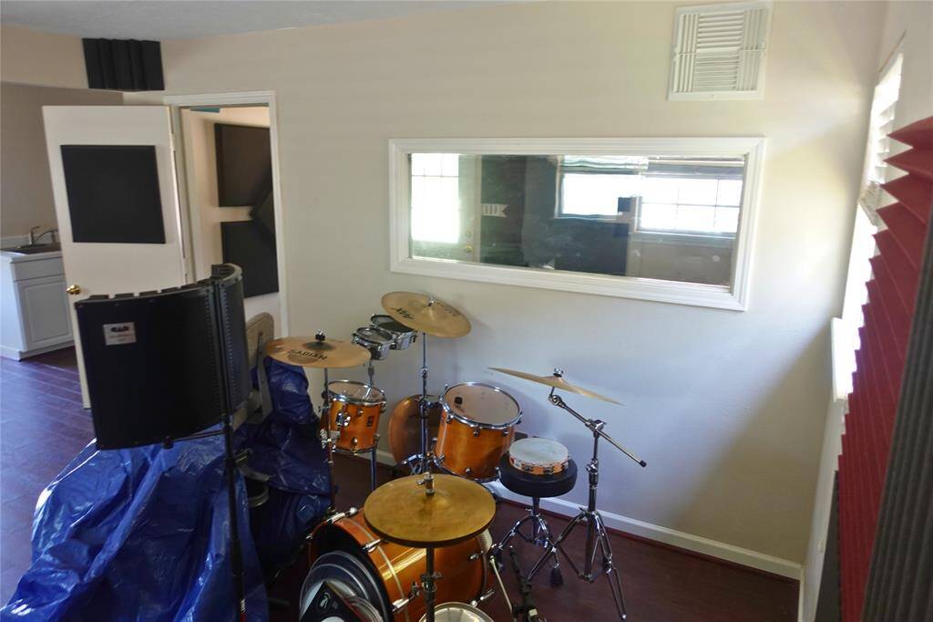 Drum set is not Included in the purchase