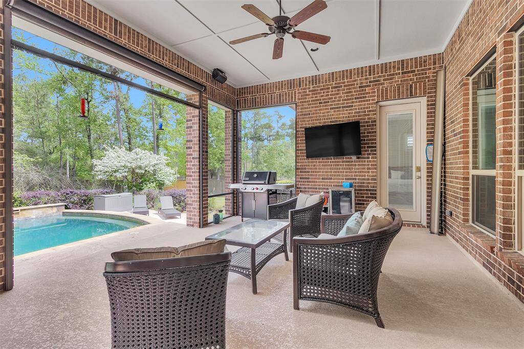 Screened-in patio