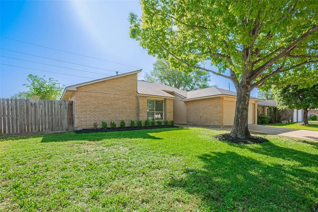 2710 Hazy Creek