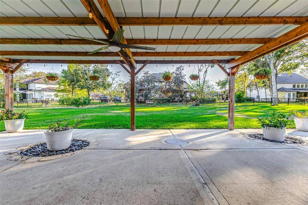This backyard is not just anoutdoor space; it's a carefullycrafted extension of the homethat caters to various needs andactivities, providing a place tounwind, entertain, and connectwith nature.