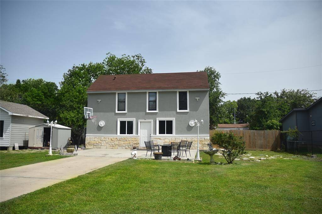 Detached cottage interior perfect for home business or guests.