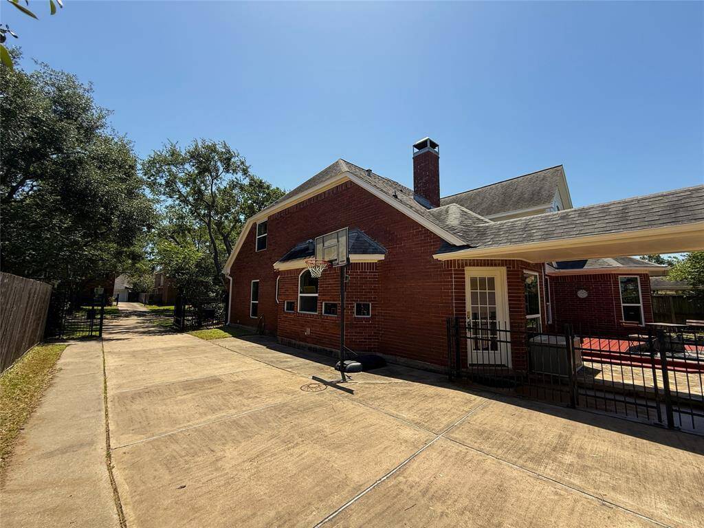 Property Image 33