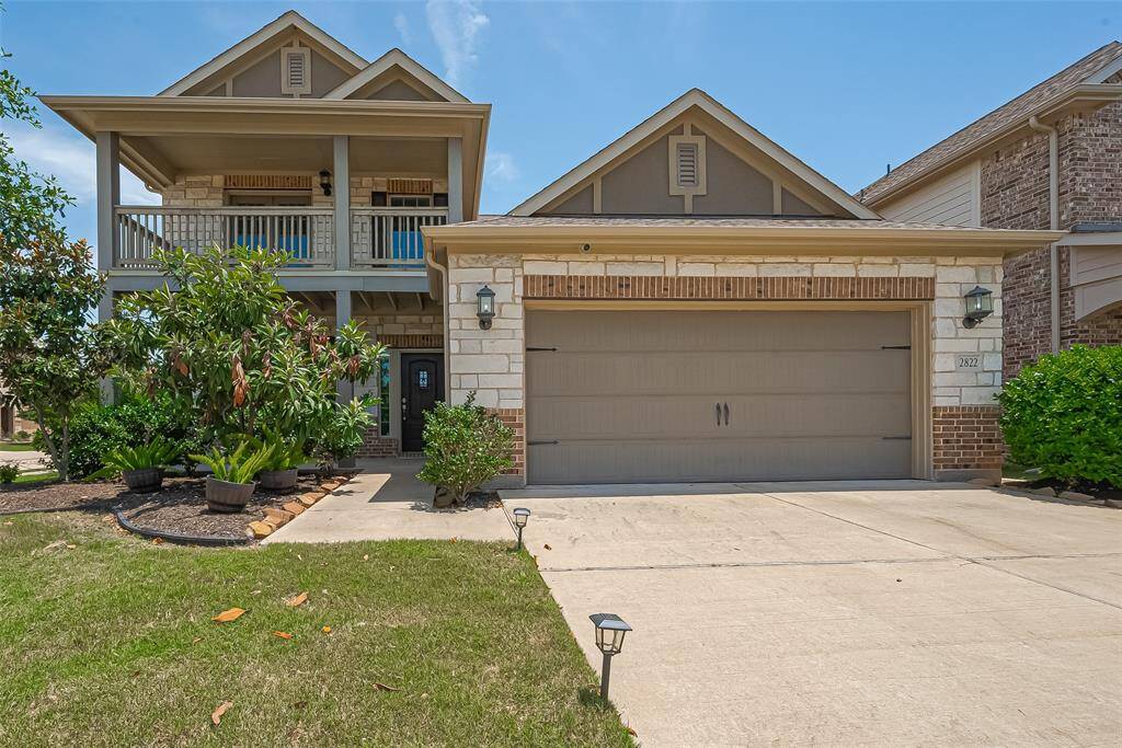 Nestled in the prestigious Harvest Green community, this stunning residence offers a harmonious blend of modern design and comfortable living