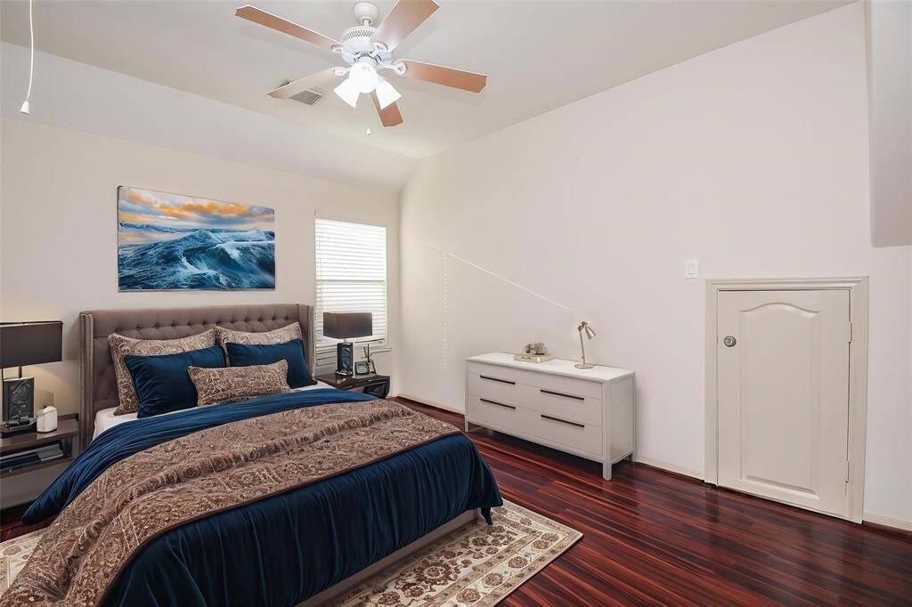Secondary Bedroom (#4)