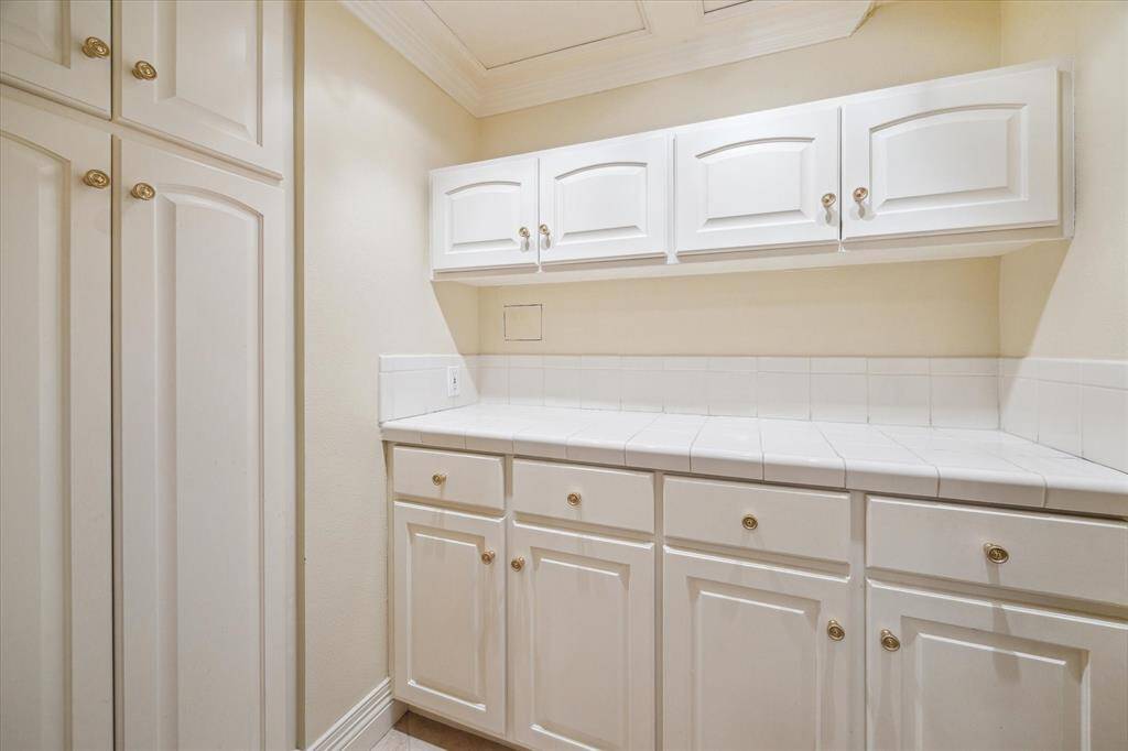 Utility Storage Closet (formerly Half Bath). Does NOT have washer/dryer connection.