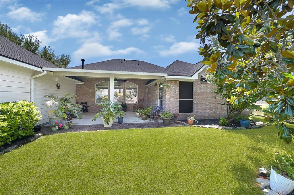 Plenty of space to enjoy the yard, add a playscape or even a pool.