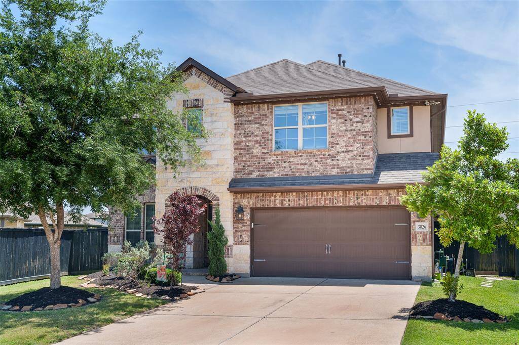 Welcome home to 3026 Frost Corner Place, located in the master-planned community of Harvest Green!