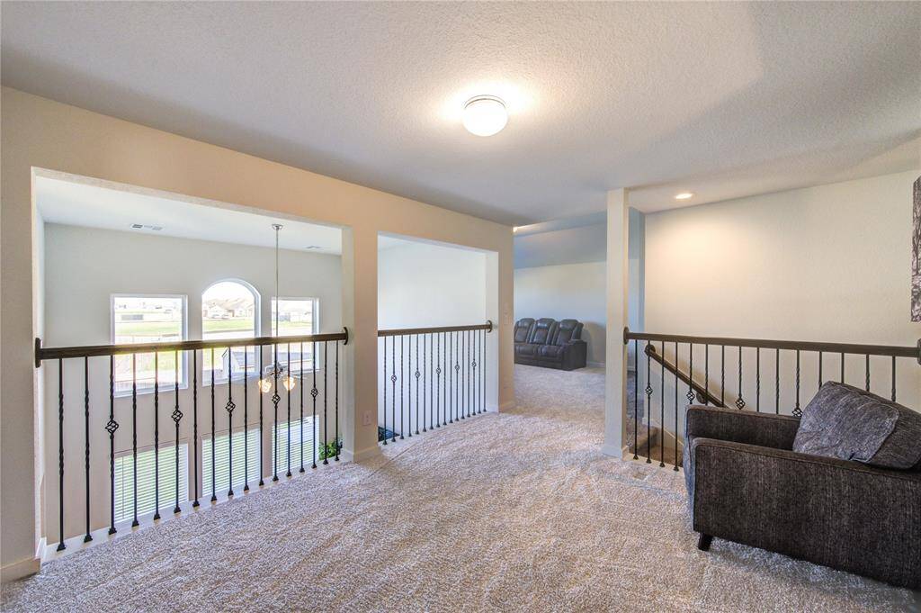 Extra flex space between the game room, a secondary bedroom and two other secondary bedrooms