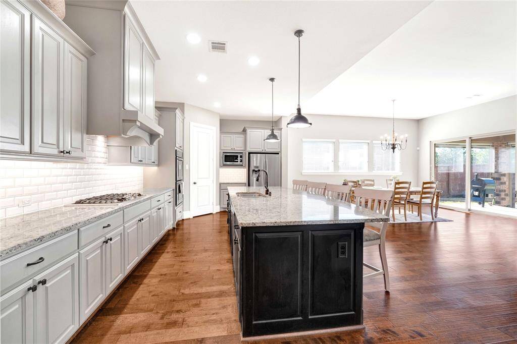 Luxury upgraded kitchen
