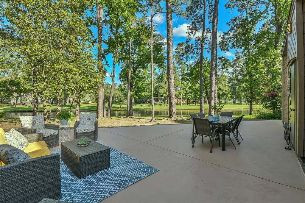 Welcome to Kingwood Lakes - This could be your view everyday