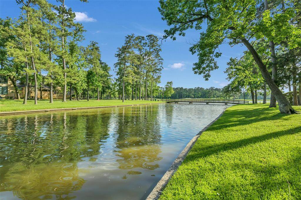 Walking Access to the Bridge and Kingwood Trail System