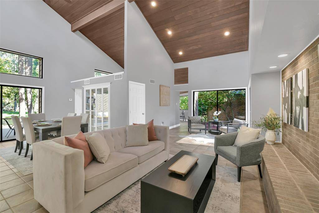 Large open Family Room with Vaulted Ceiling