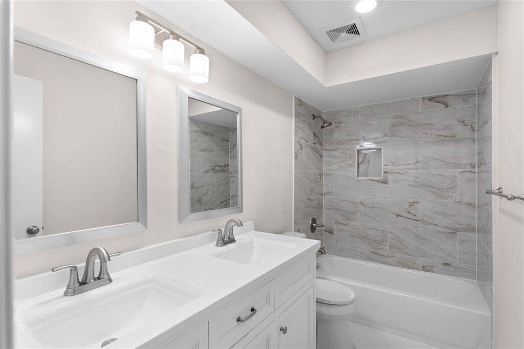 Updated secondary bathroom