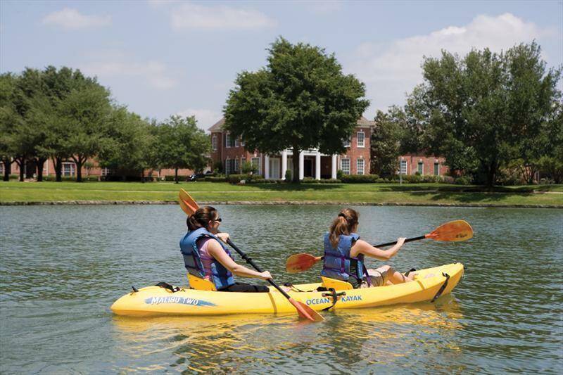 The beach club also features free kayak rentals