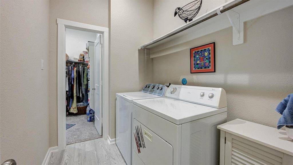 Washer/ dryer Negotiable