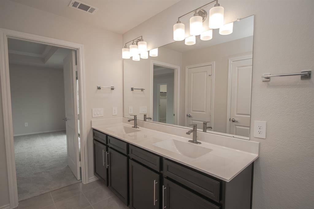 Dual Vanity