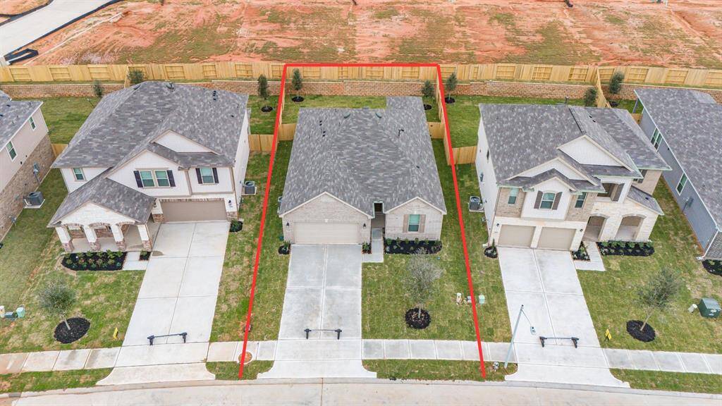Amazing aerial shot of this gorgeous KB Home home situated on a quiet street in the sought after community of Sagecrest Preserve.