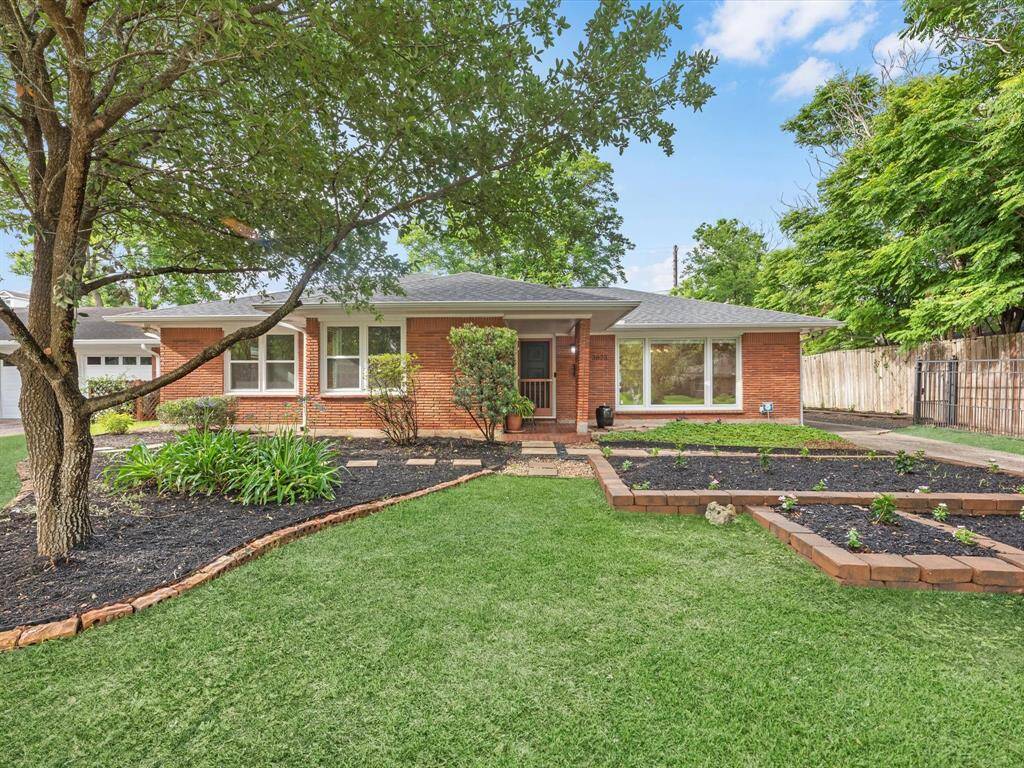Experience the charm of 3623 Deal Street—a perfect blend of style and comfort.