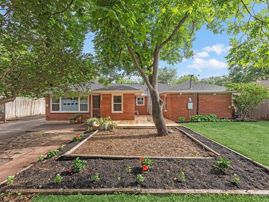 Discover your dream home, perfect for creating lasting memories.