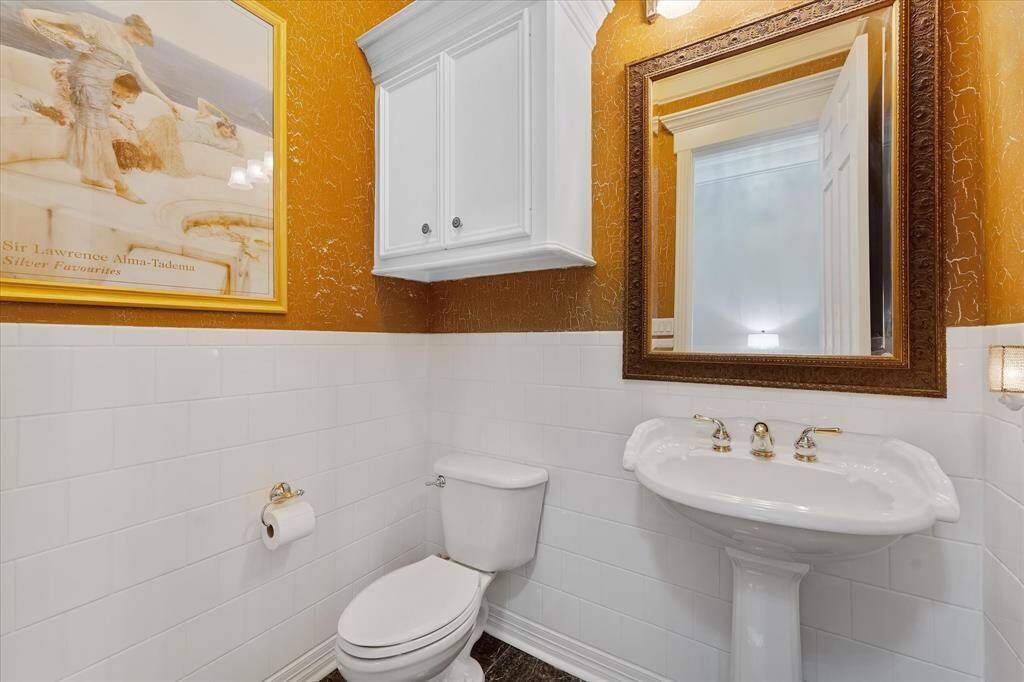 Guest half bath on main floor