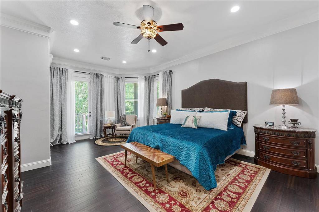 Oversized primary bedroom with sitting area.