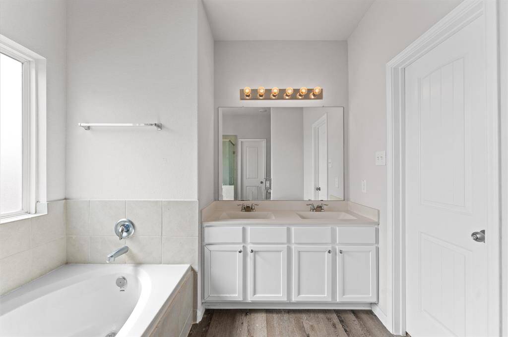 Dual his & her vanity