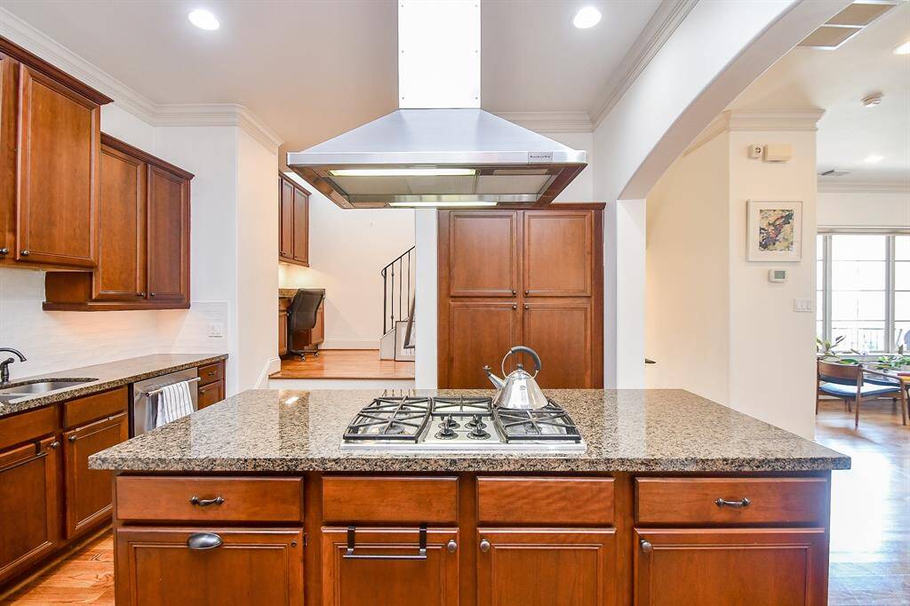 Half bath off the landing to the right. Desk area to the left.
