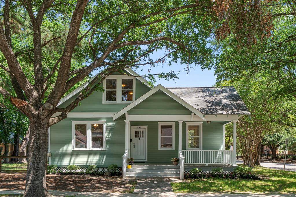 Recently painted exterior.