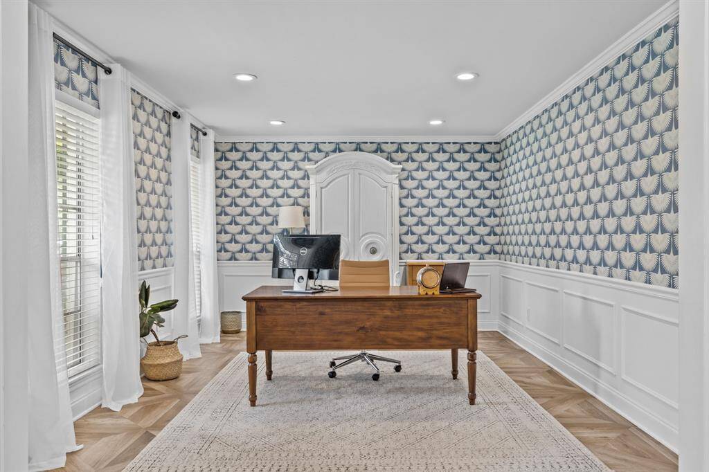 Office/Formal Living