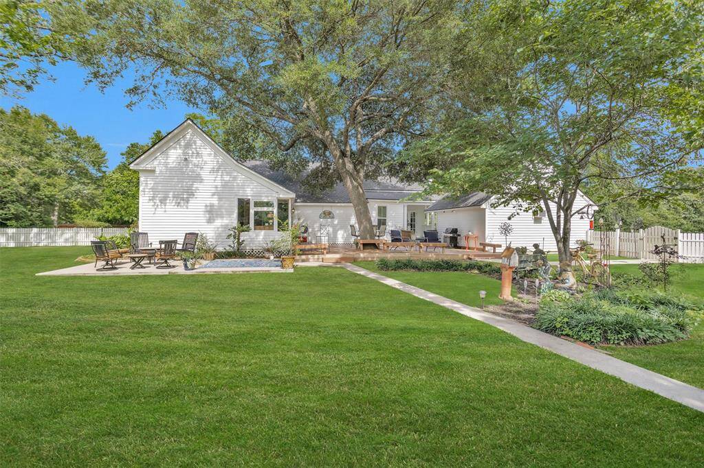 Plenty of space for entertaining or quiet family nights.