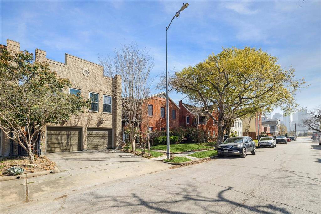 Charming street view of Saulnier St.