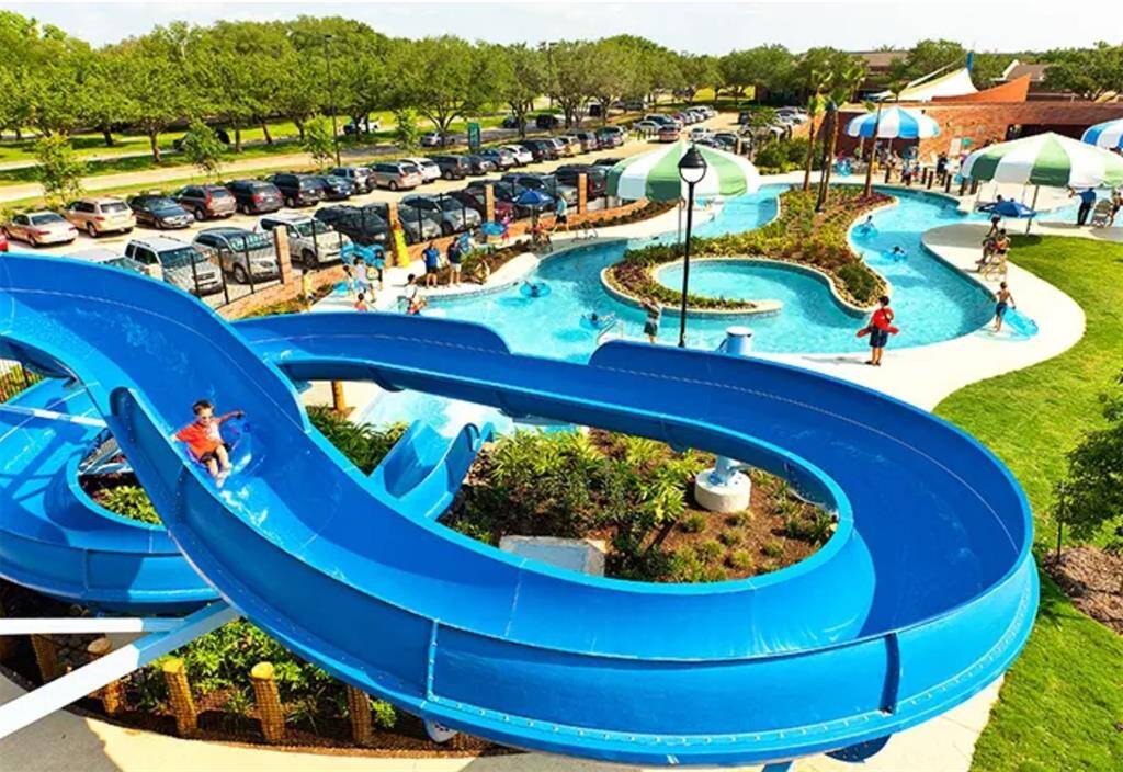 First Colony Aquatic Center