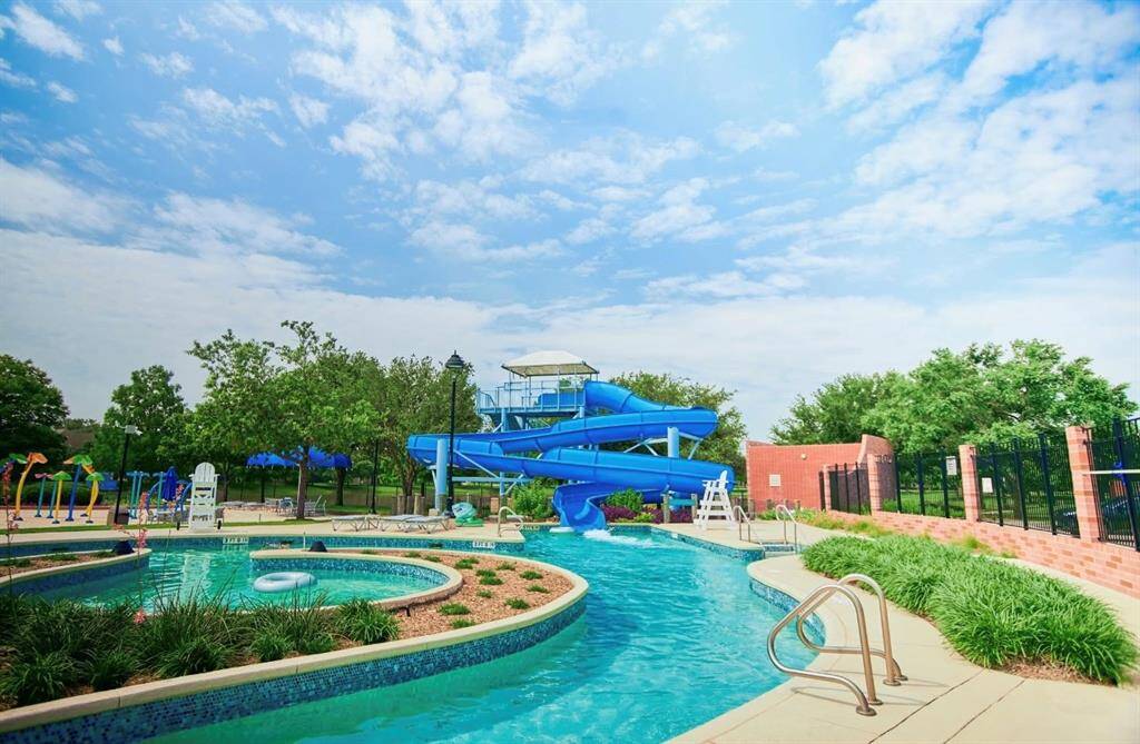 First Colony Aquatic Center Lazy River and Splash pad.