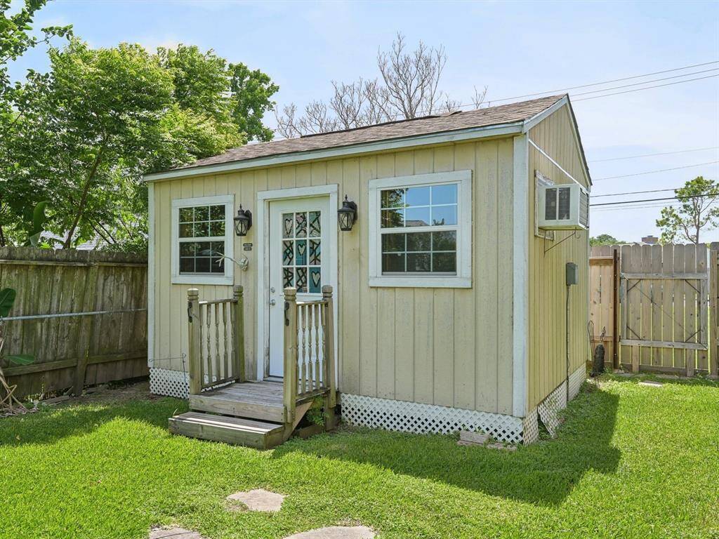 The she-shed has power and a/c.